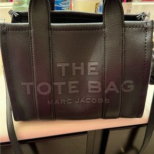 Marc Jacobs tote 🚫SOLD🚫